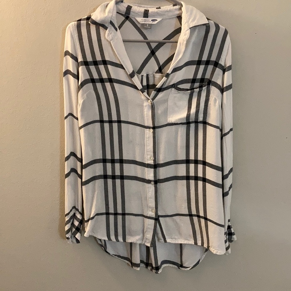 Old navy classic plaid shirt